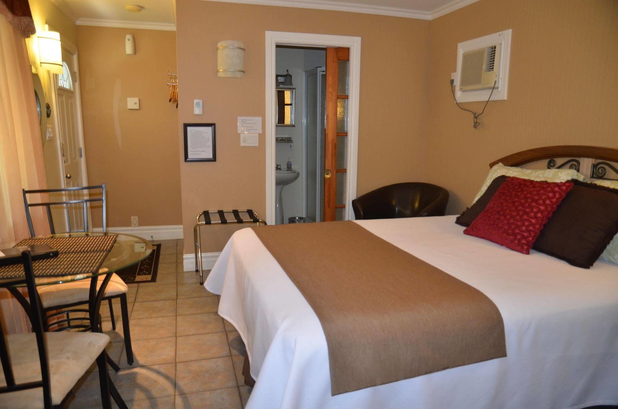 Motel Derfal Repentigny Eksteriør billede